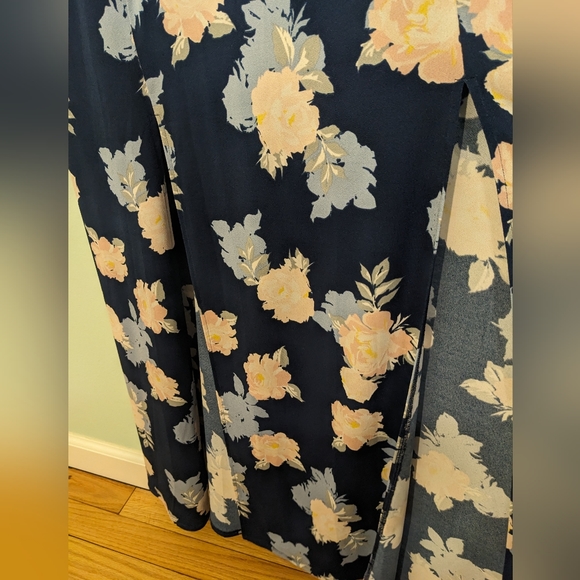 Candie's navy and floral dress - Picture 7 of 10